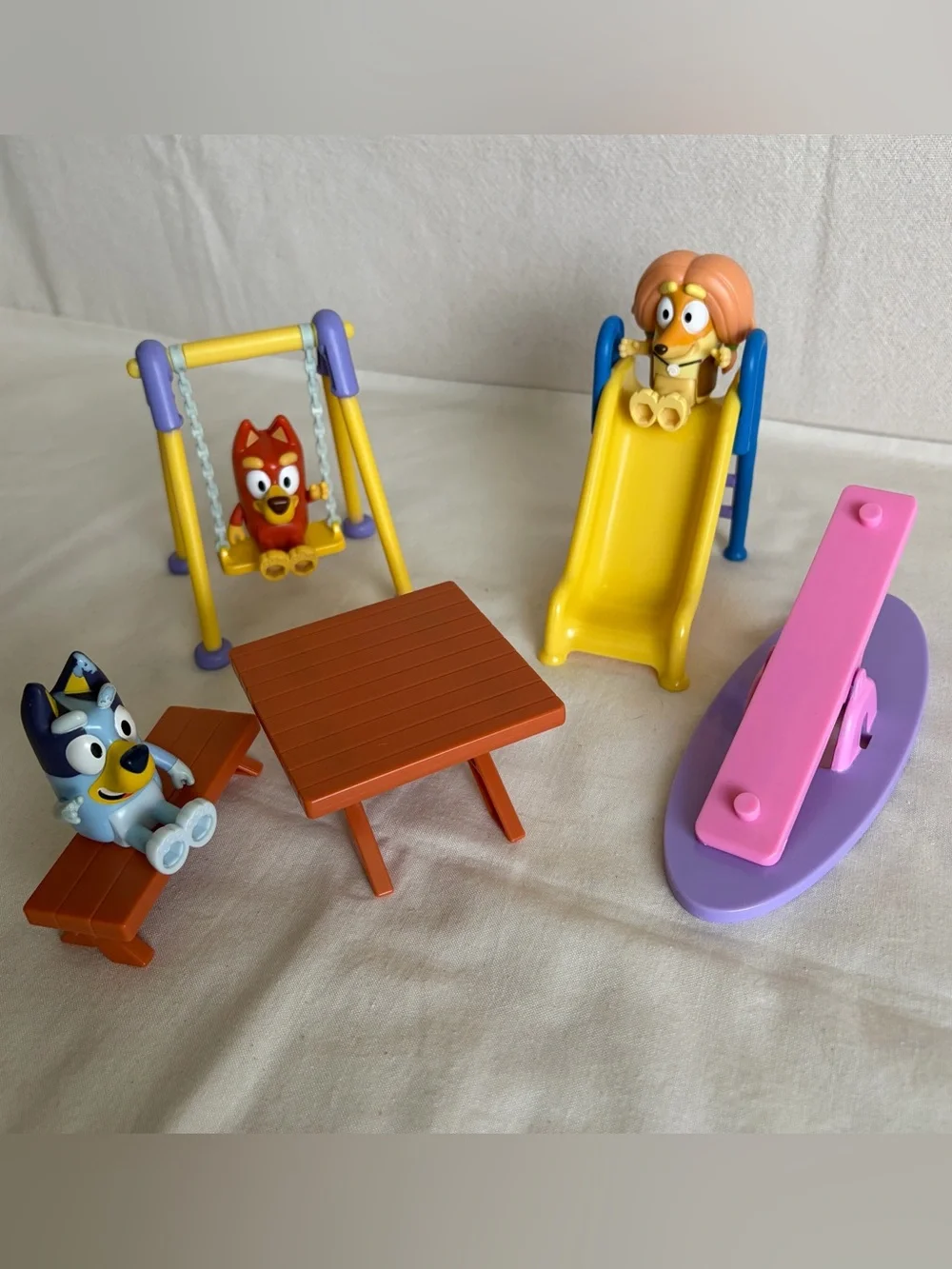 Moose Toys Bluey Deluxe Park Playset with 3 Character figures